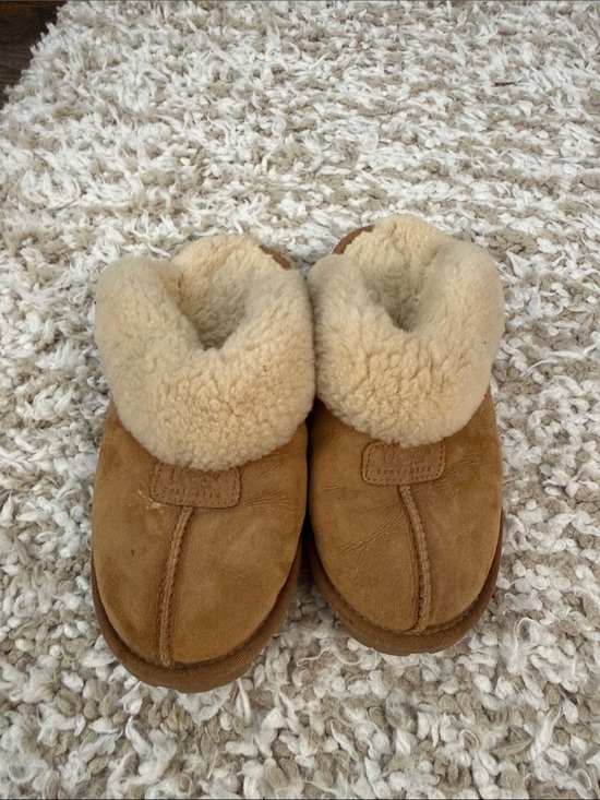 UGG Shoes - Ugg Cozy Shearling Lined Slip-On Slippers - Tan